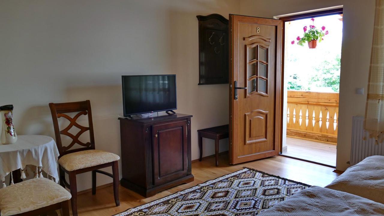 Pensiunea Valea Muntelui Birsana Bagian luar foto